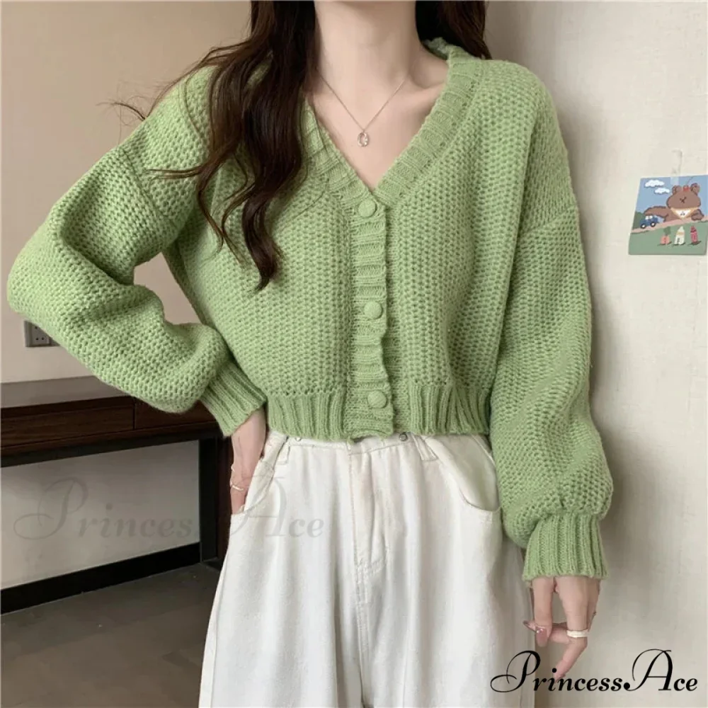 Low-cut Buttoned Knitted Cardigan - Image 7