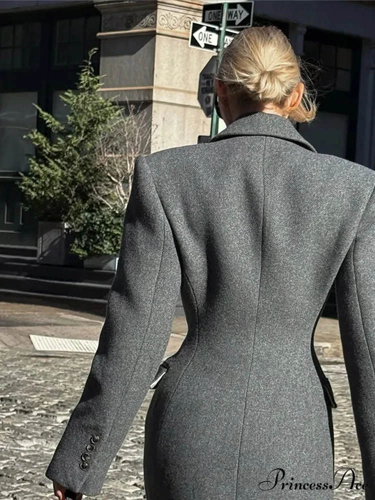 Midsection Up Solitary Buttoned Wool Overcoat - Image 4