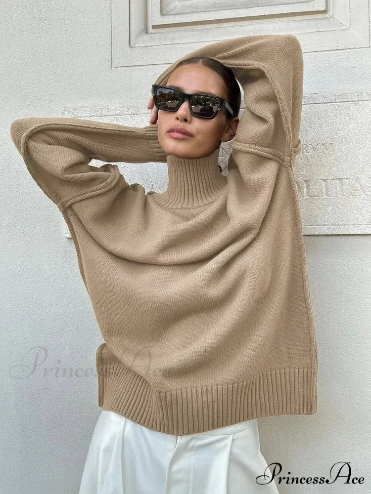 Monochromatic Style Turtleneck Pullover - Image 2