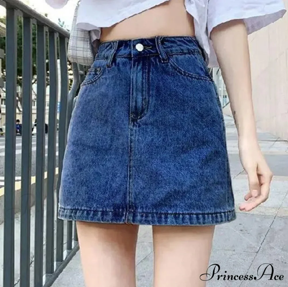 Monochrome Bodycon Denim Skirt - Image 3