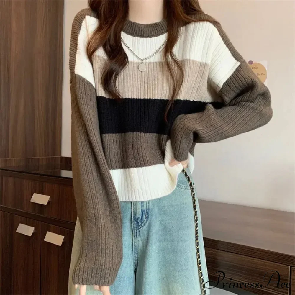 Multi-Hued Patchwork Relaxed Fit Slimming Sweater - Image 4