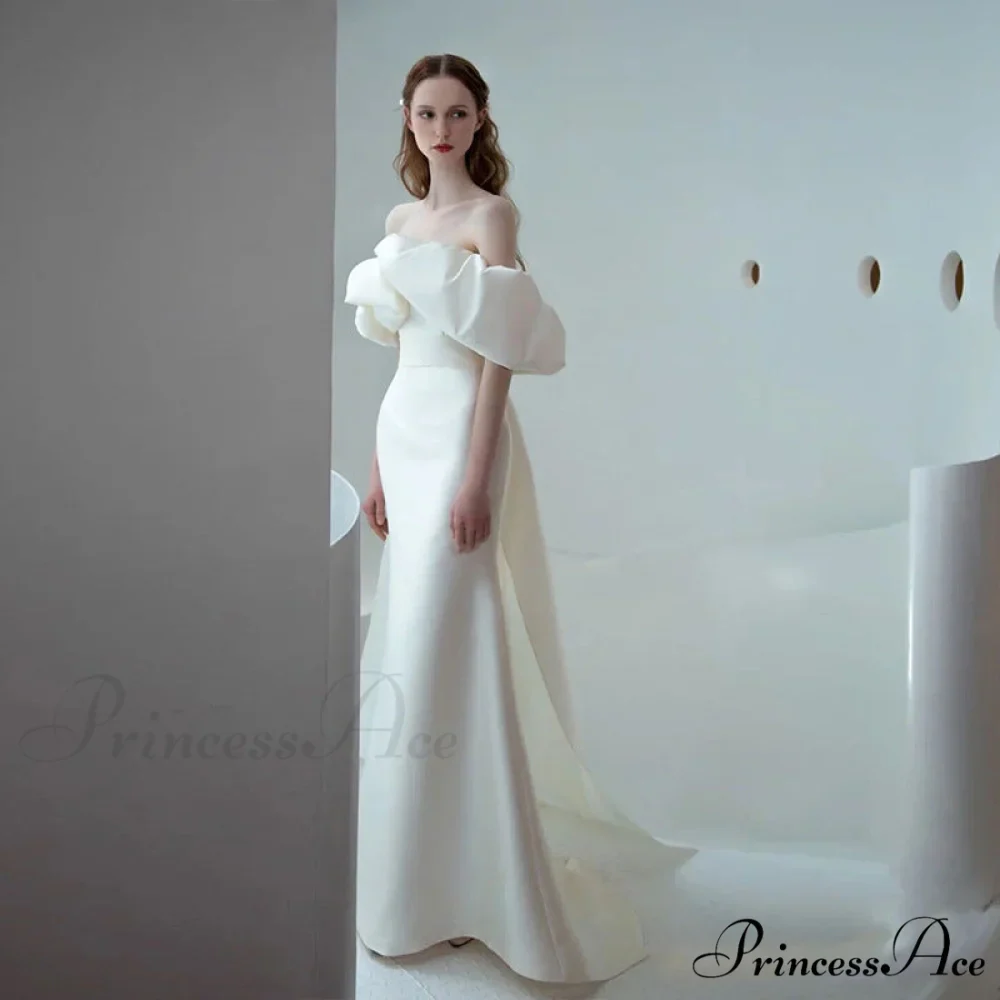 Off-Shoulder Glossy Slim Wedding Gown - Image 3