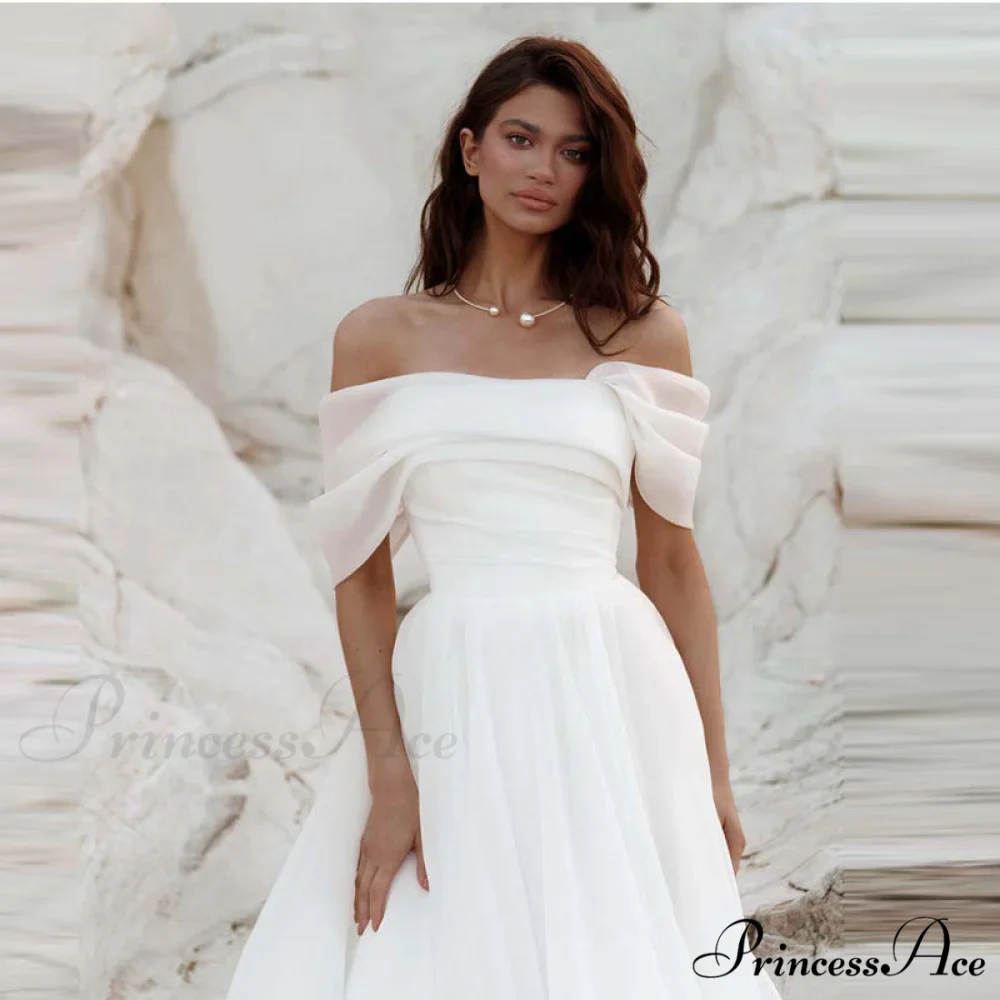 Off-Shoulder Royal Wedding Gown - Image 4