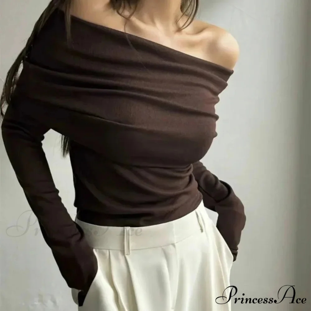 Off-Shoulder Sleek Long Sleeve Pleated Jumper - Image 10