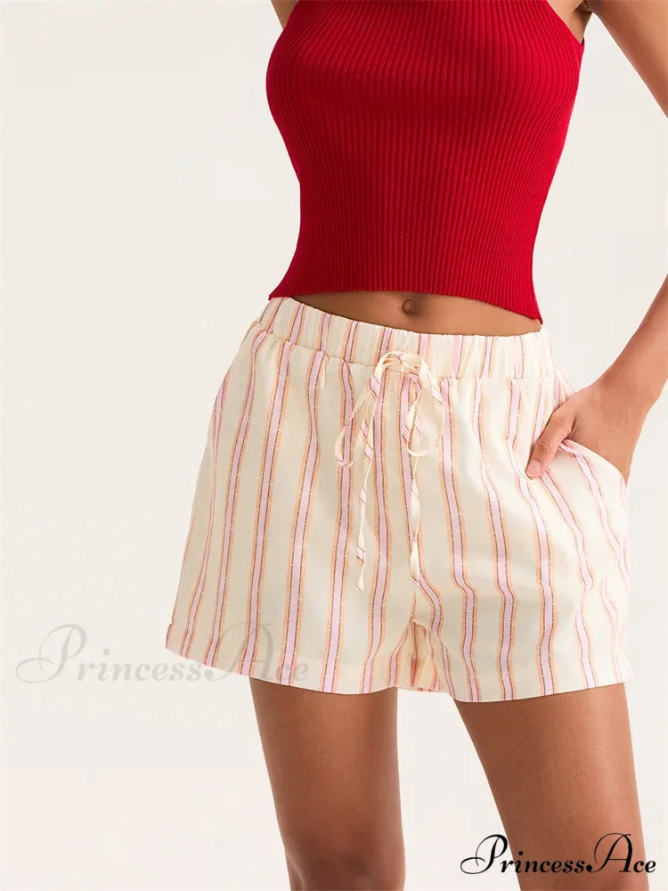 Patterned Broad Leg Pocket Short - Image 3