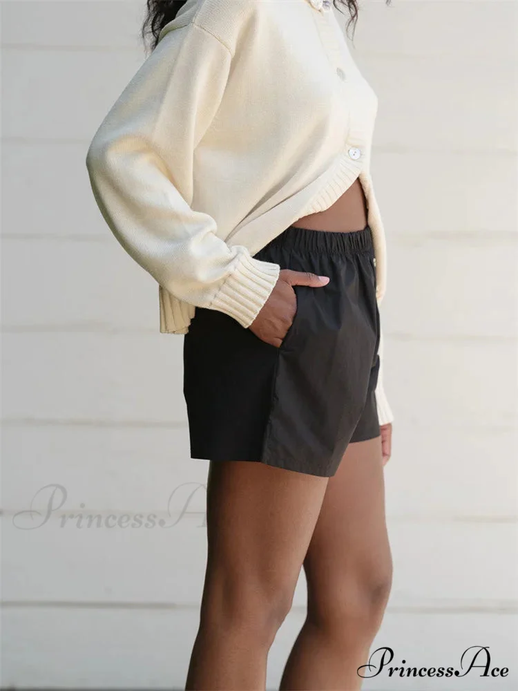 Patterned Button Tall Waist Short - Image 4