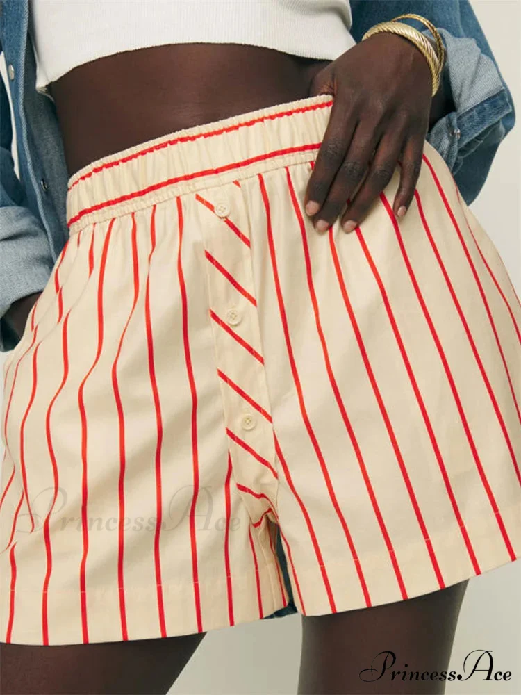 Patterned Button Wide Leg Short