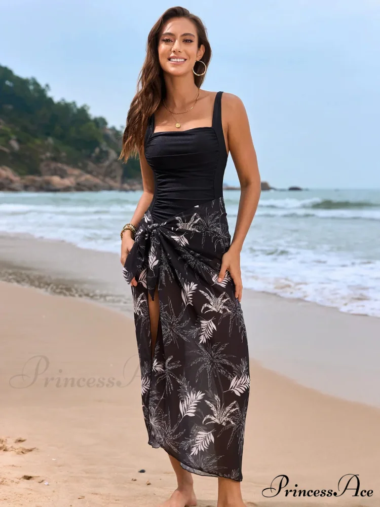 Patterned Low-Cut One-Piece Swimsuit One Piece - Image 4