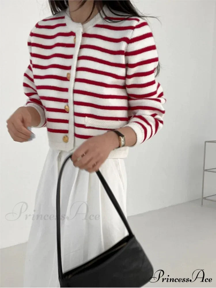 Patterned Print Cropped Baggy Knit Cardigan - Image 5