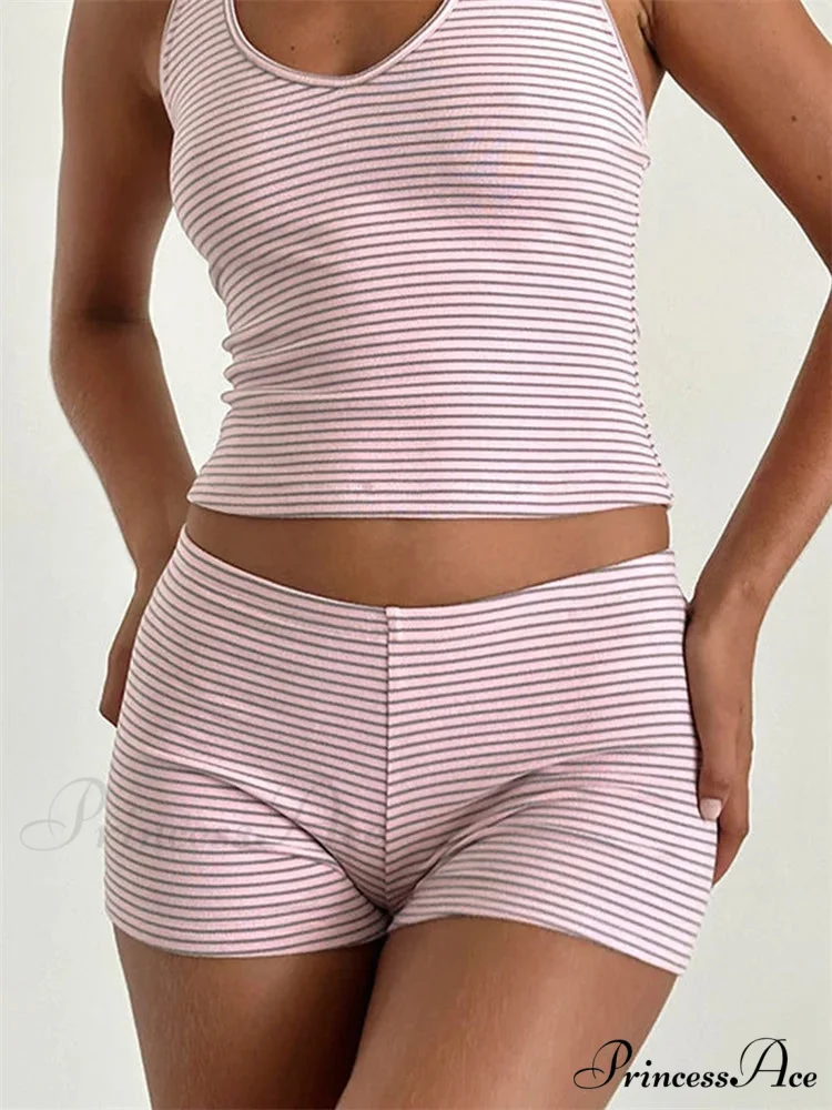 Patterned Trim Fit Relaxation Short - Image 3
