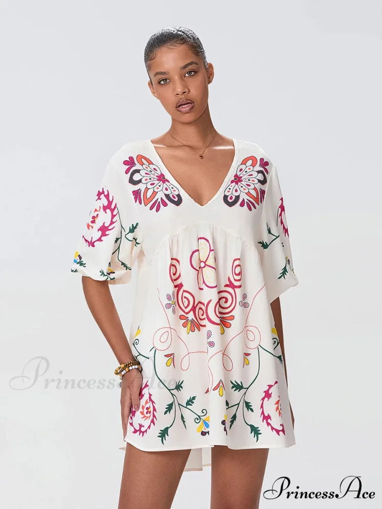 Relaxed Small Seaside Floral Dress for Holiday - Image 3