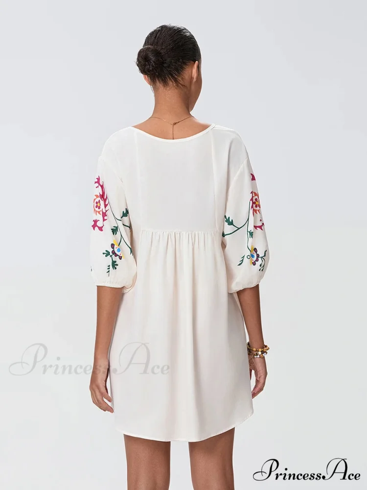 Relaxed Small Seaside Floral Dress for Holiday - Image 6