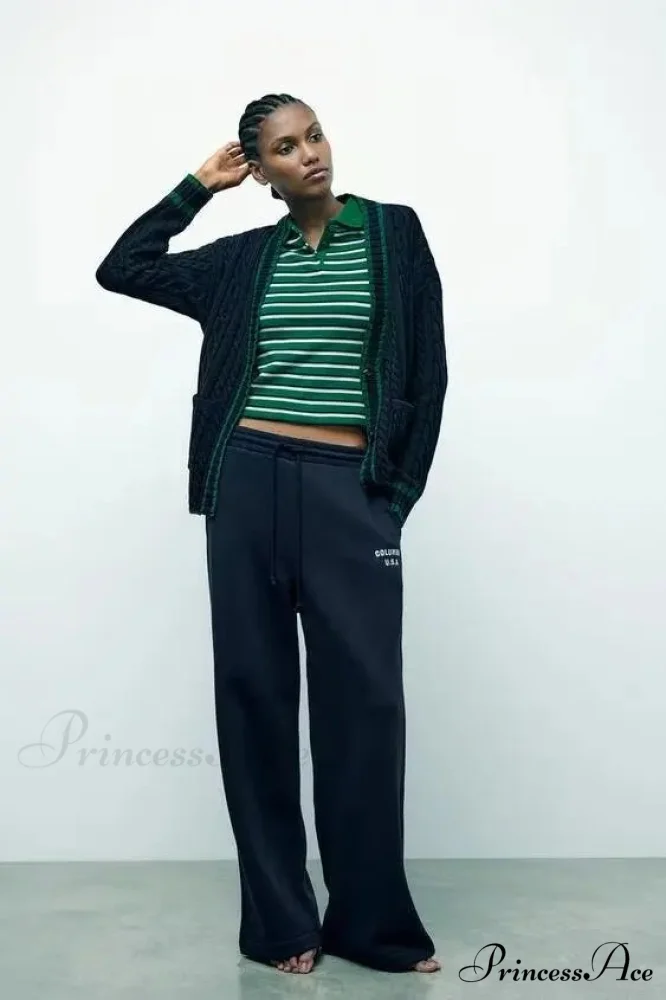 Relaxed Style Opposing V-neck Cardigan - Image 2
