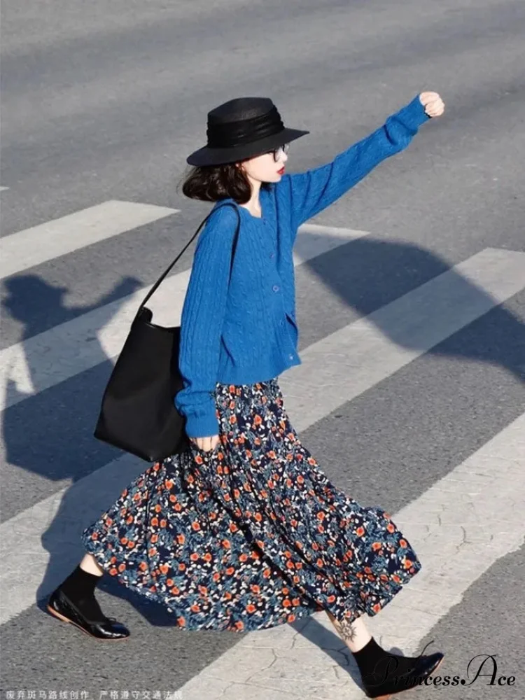 Retro Blossom Pattern High Waist Pleated Skirt - Image 2