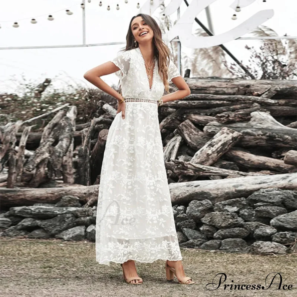 Retro Deep Plunging Neckline Short Sleeve Dress - Image 4