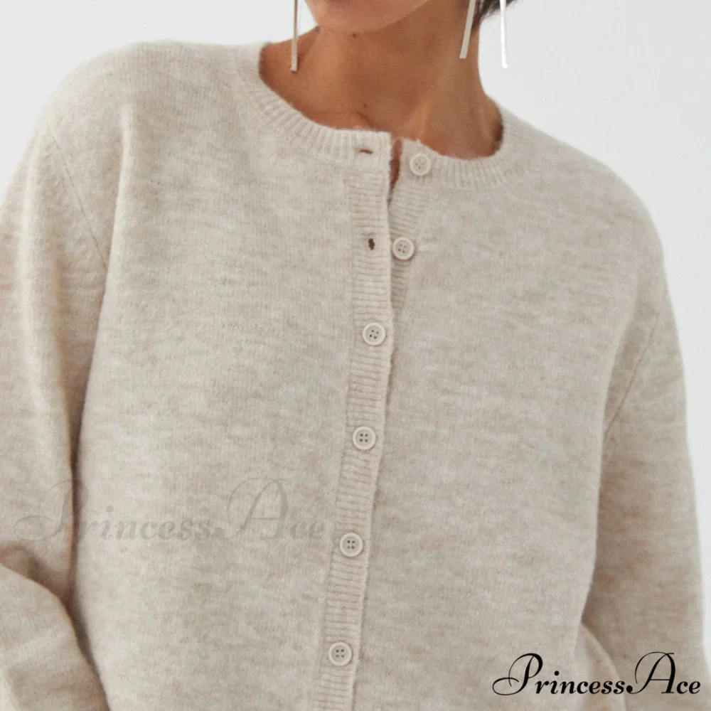 Round-neck Cropped Button Knitted Cardigan - Image 6