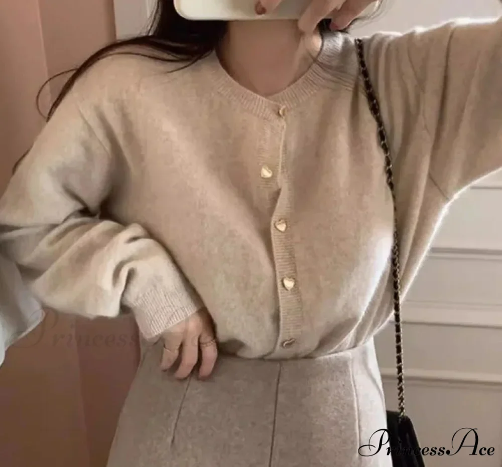 Round-neck Extended Sleeve Informal Cardigan - Image 3