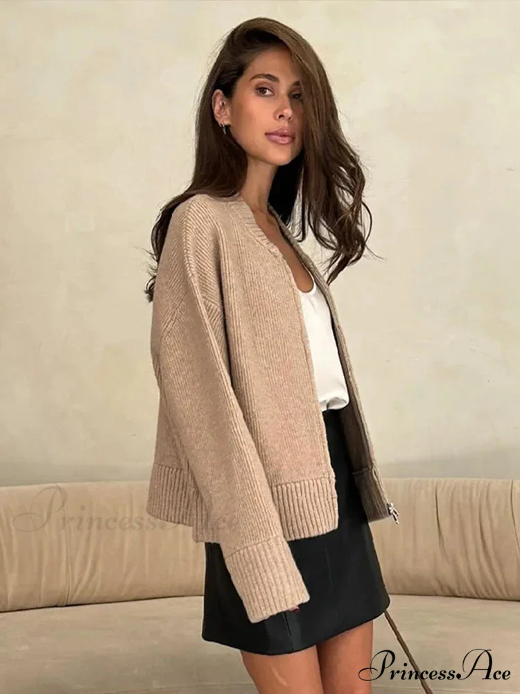 Round-neck Zipper Baggy Knit Cardigan - Image 6