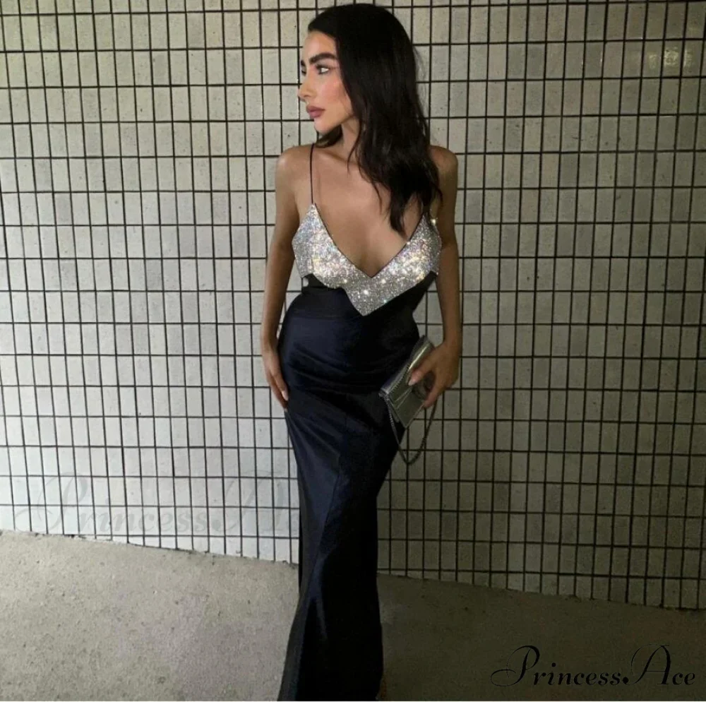 Seductive Deep-Neckline Crystal Bandage Gown Formal Dress - Image 2