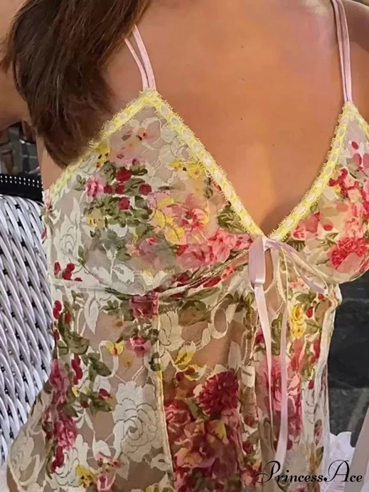 Seductive Lace Transparent Floral V Neck Crop Top - Image 3