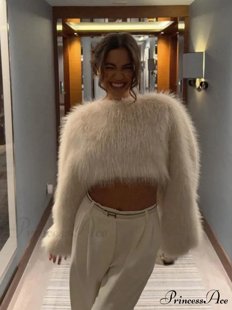Short Neck Short Revealed Belly Coat - Image 2