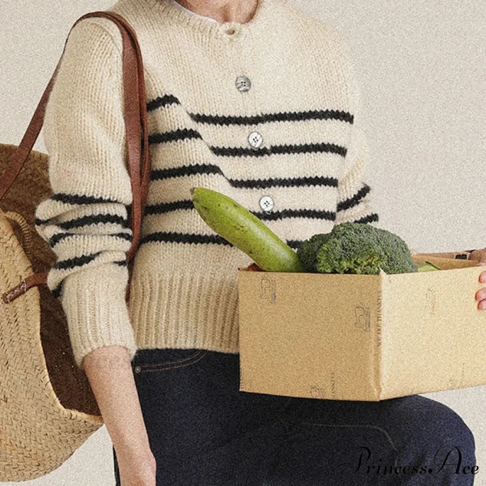 Single-breasted Banded Knitted Cardigan - Image 4