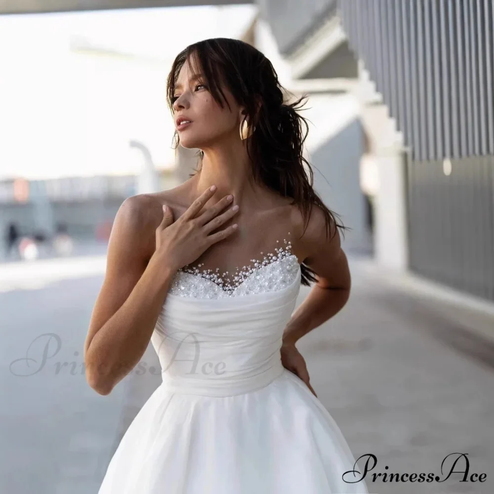 Sleeveless Charming Lace Extended Trail Bridal Gown - Image 2