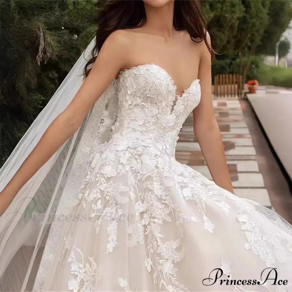 Sleeveless Lace Ball Gown Wedding Dress - Image 3