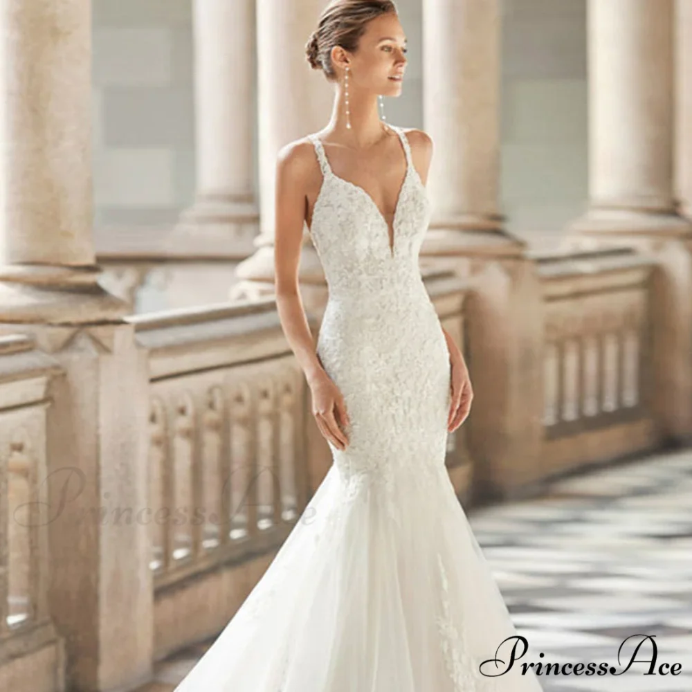 Sleeveless Lace Trumpet Bridal Wedding Gown - Image 2