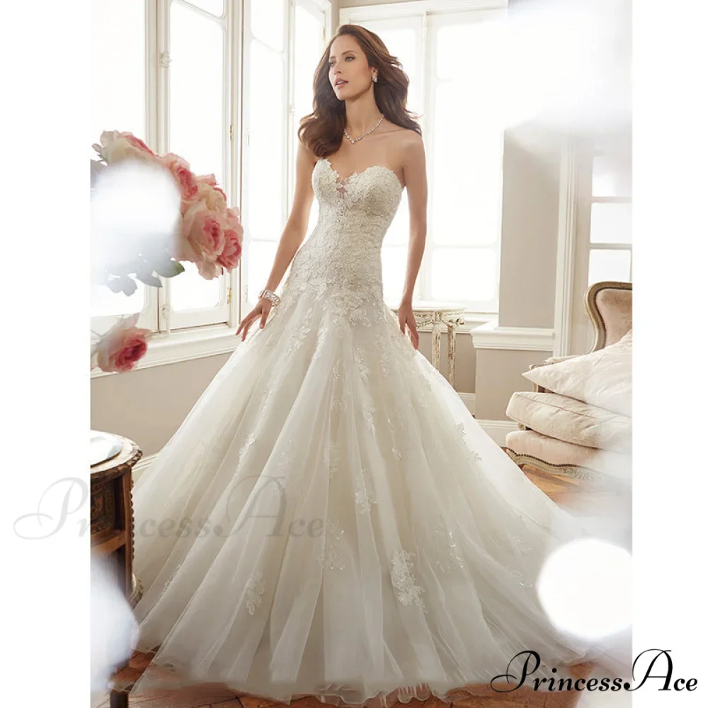 Sleeveless Trumpet Lace Bridal Gown - Image 3