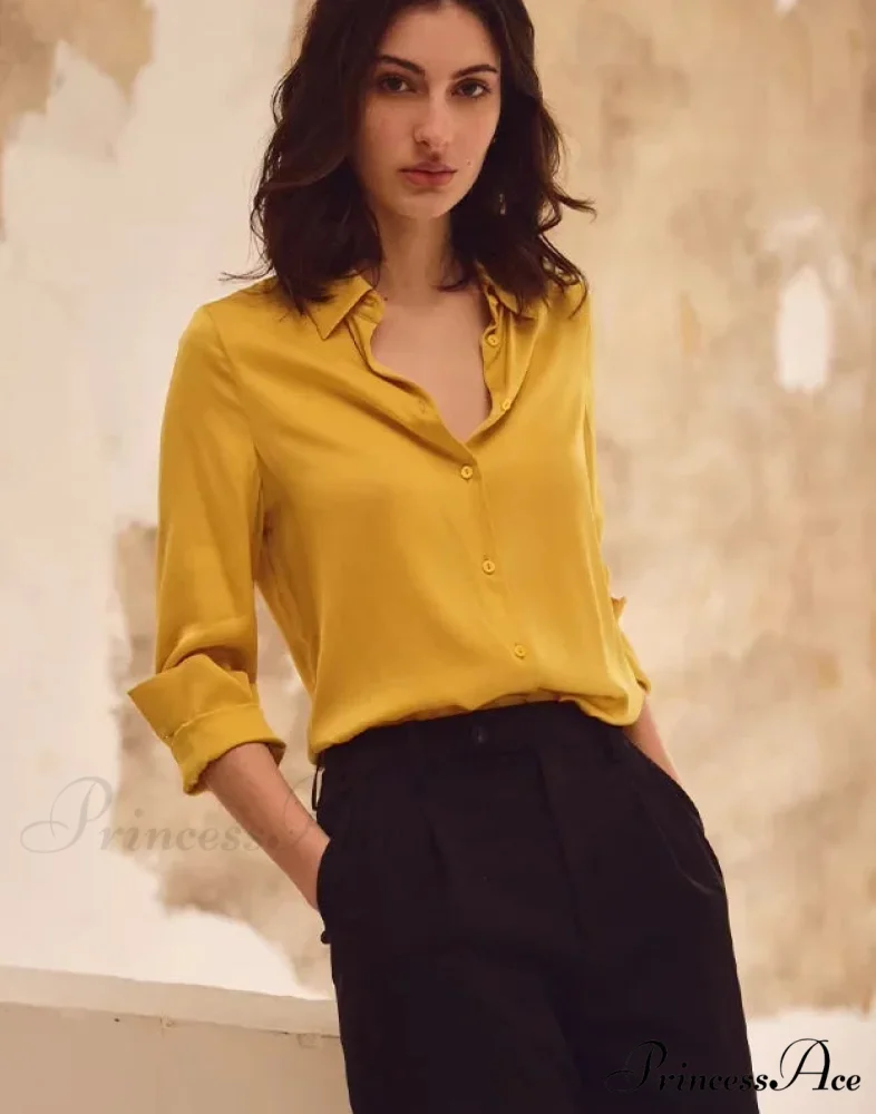 Smooth Solid Extended Sleeve Turtleneck Blouse - Image 9