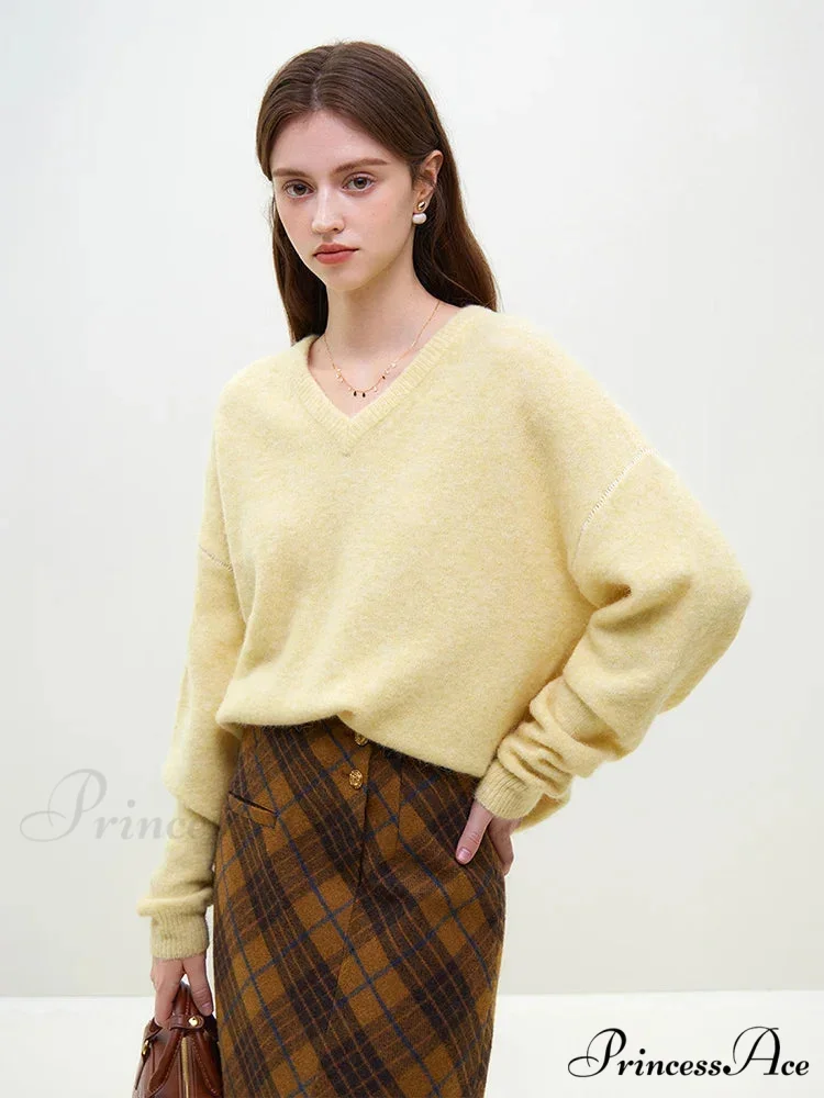 Soft Alpaca V-Neck Loose Sleeve Jumper - Image 4