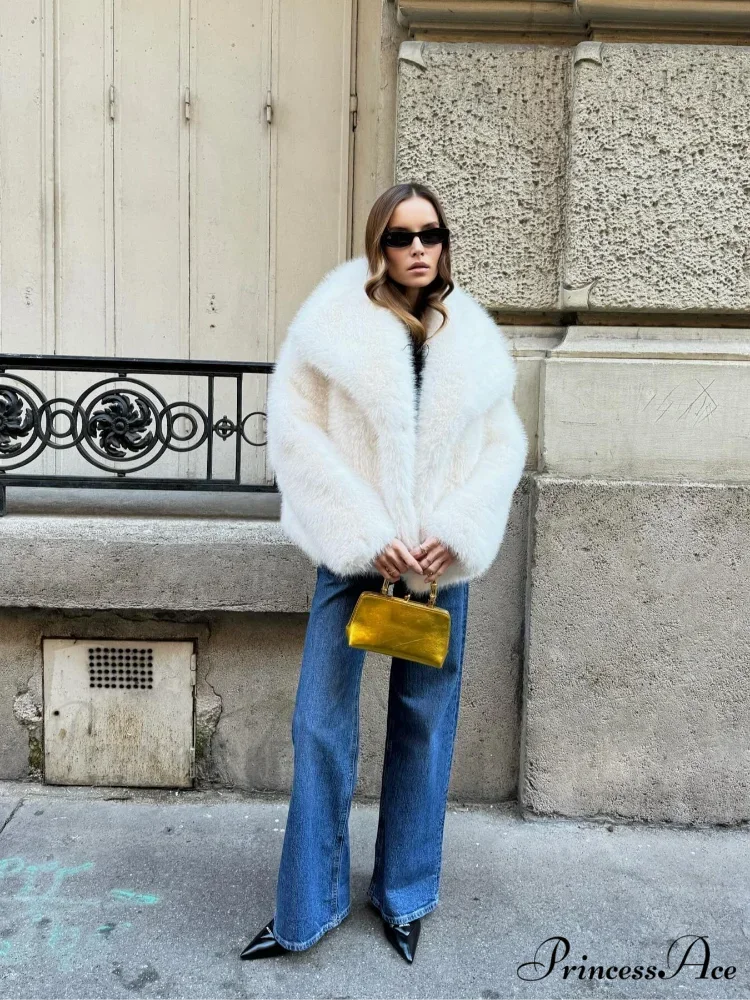 Soft Cropped Insulated Jacket - Image 3