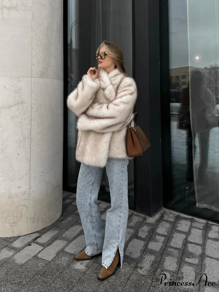 Soft Faux Fur Collar Short Overcoat - Image 3