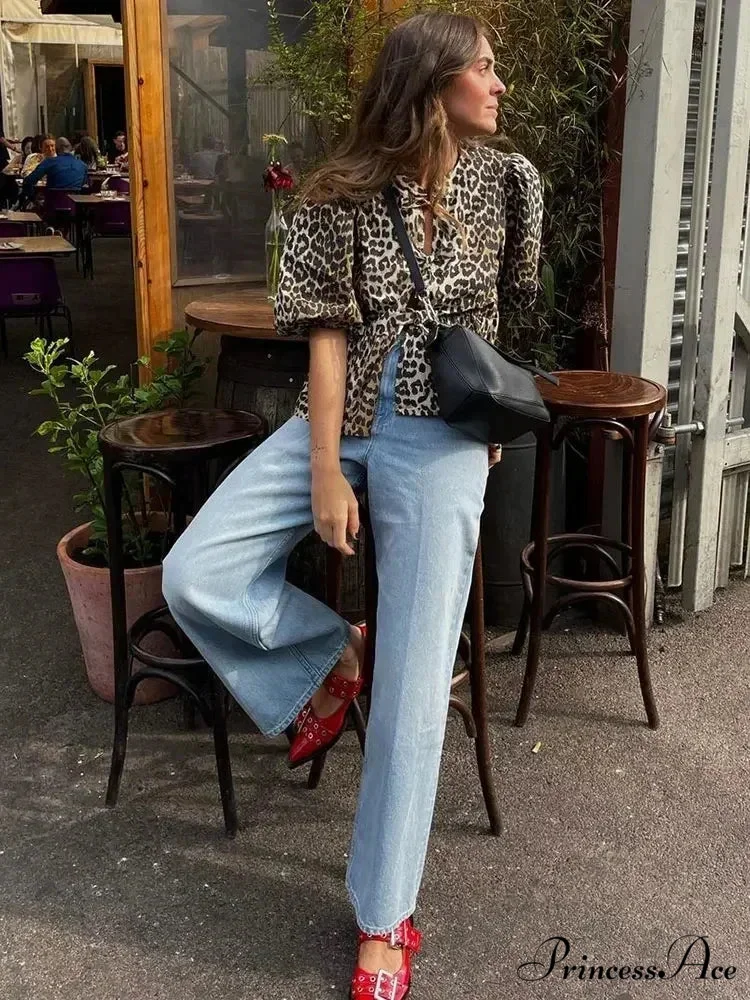 Spotted Pattern Cut Out Round Neck Short Sleeve Blouse - Image 4