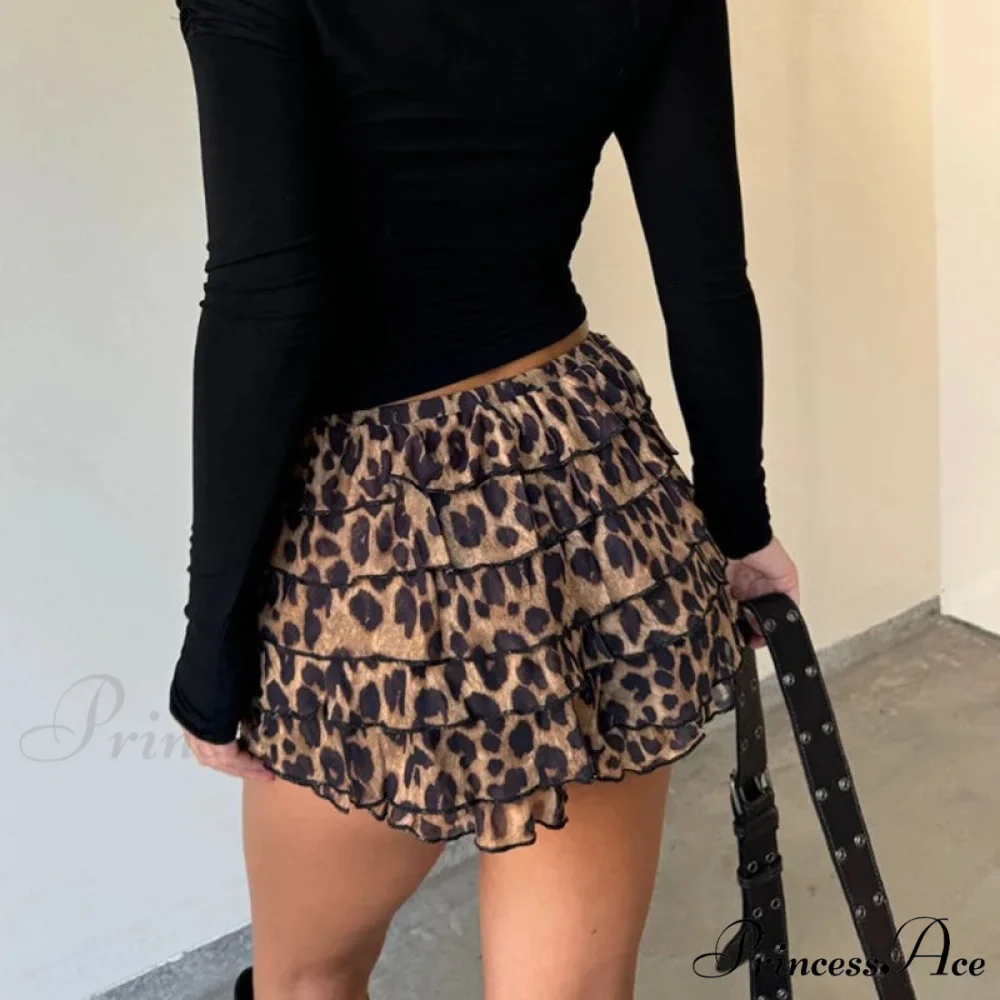 Spotted Pattern Layered Slim Skirt - Image 5