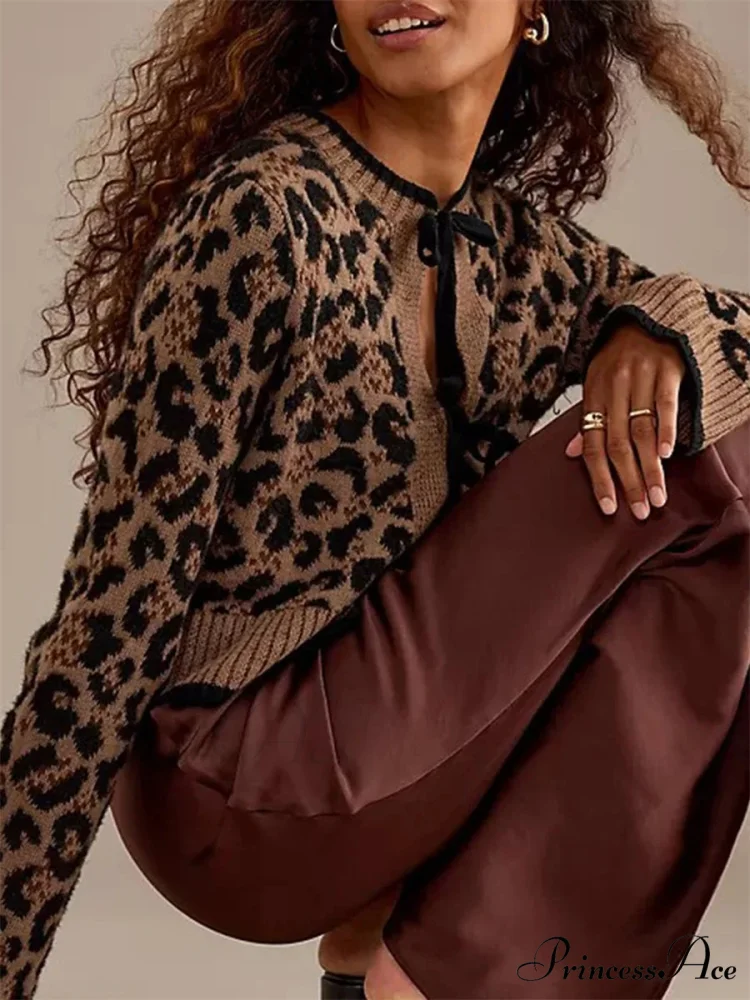 Spotted Pattern Ribbed Tie Front Knit Cardigan - Image 4