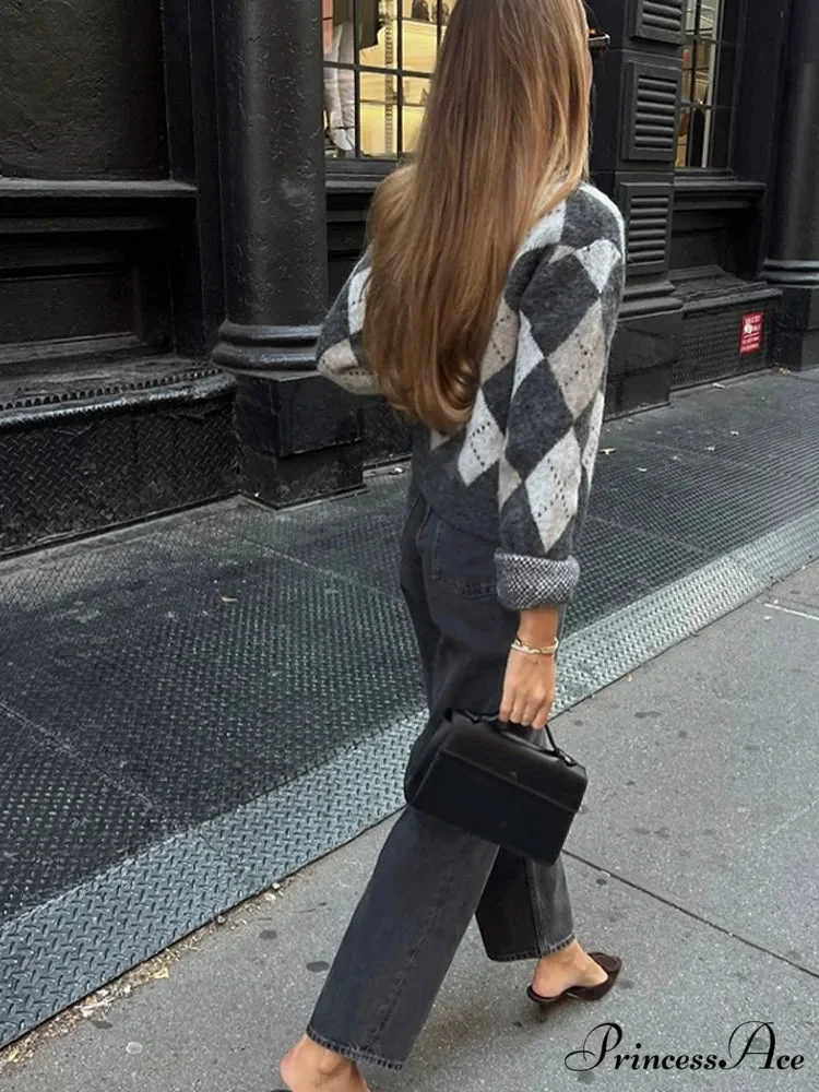 Square Printed Round-neck Long Sleeve Cardigan - Image 6