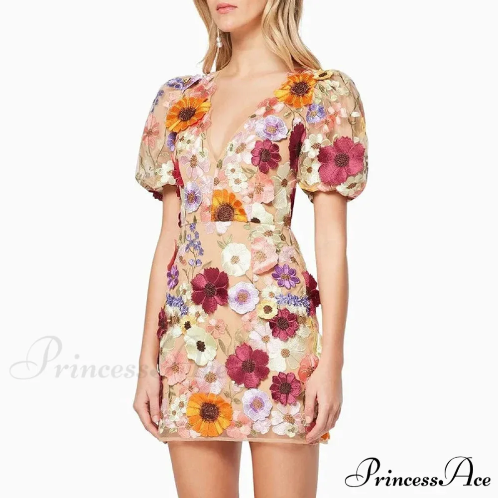 Stitched Blossom Pattern Puffed Sleeve Celebration Gown - Image 6