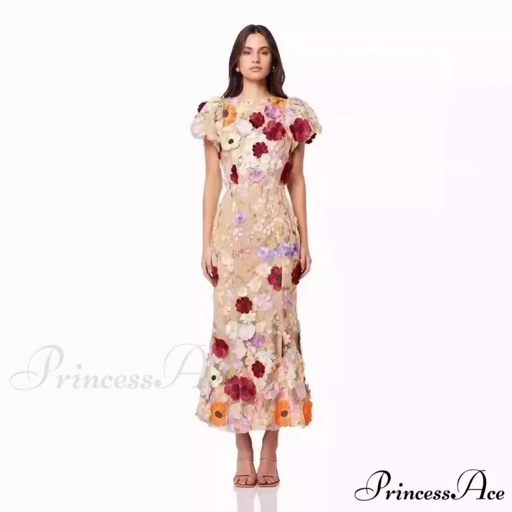 Stitched Blossom Pattern Puffed Sleeve Celebration Gown - Image 8