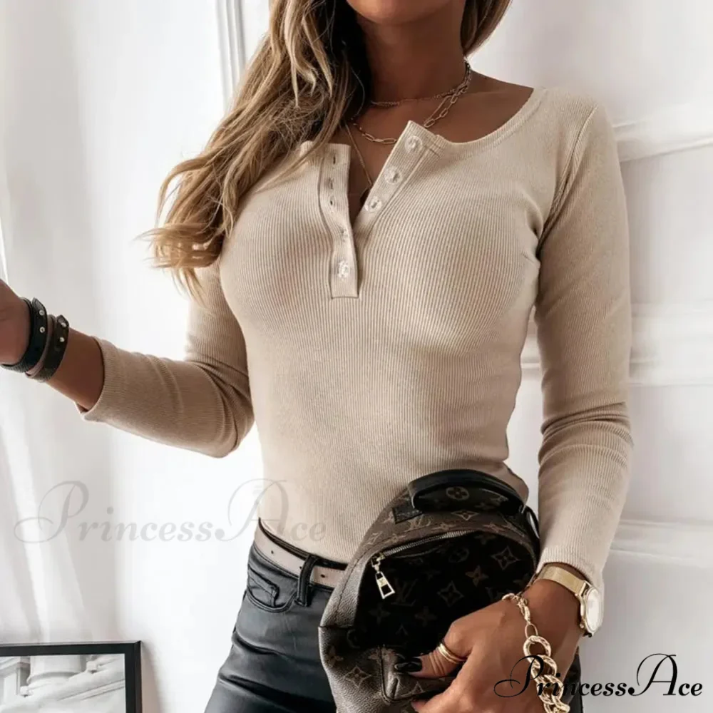 Stylish Crew Neck Solid Tailored Knit Top - Image 2