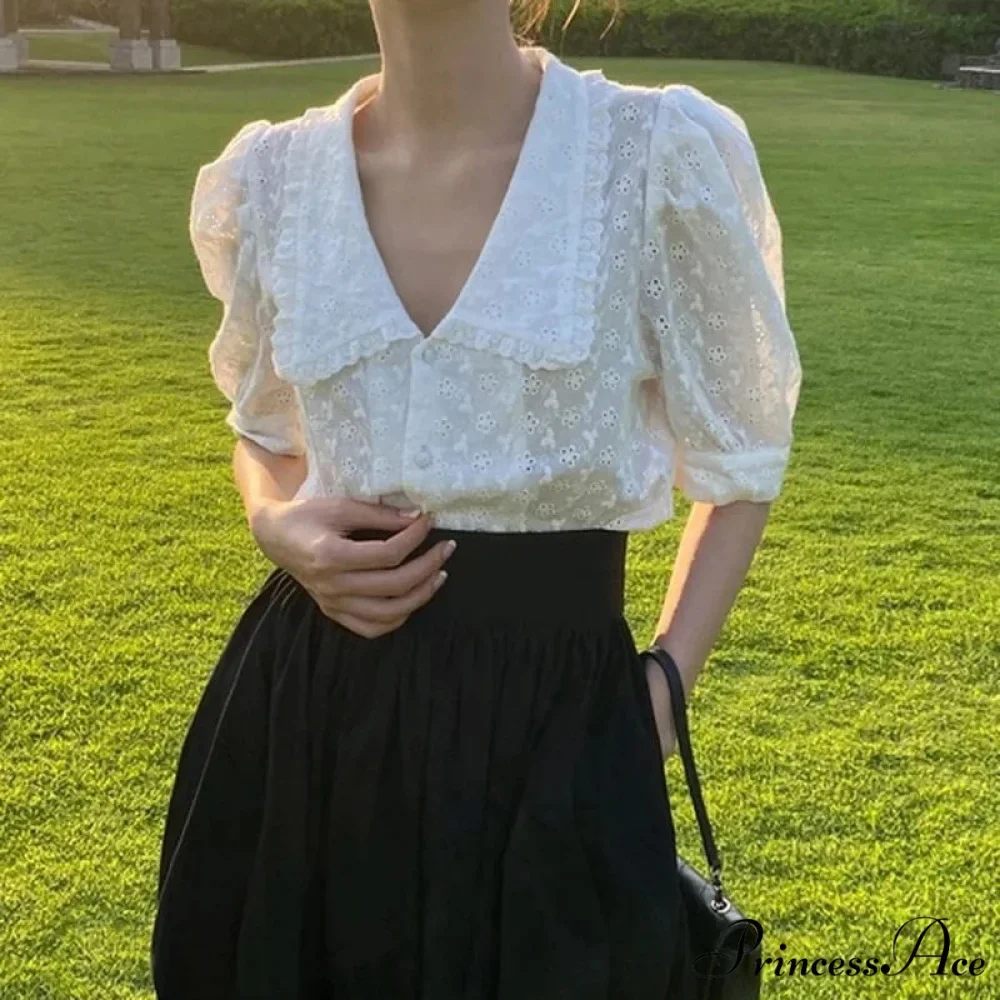 Stylish Hollow Lace Puff Sleeve Peter Pan Collar Blouse - Image 4