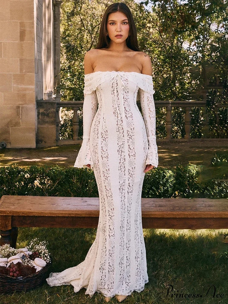 Stylish Ivory Lace Holiday Dress - Image 2