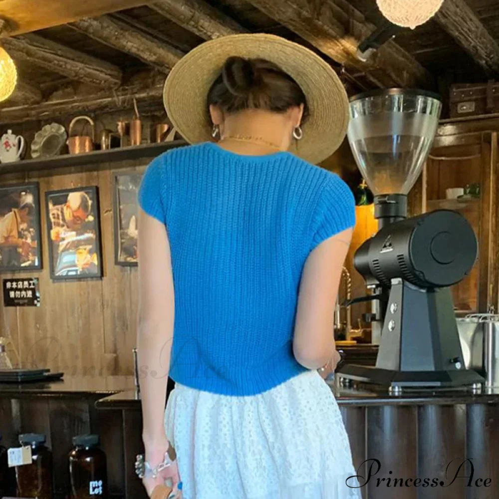 Textured Button Knit Crop Top - Image 2