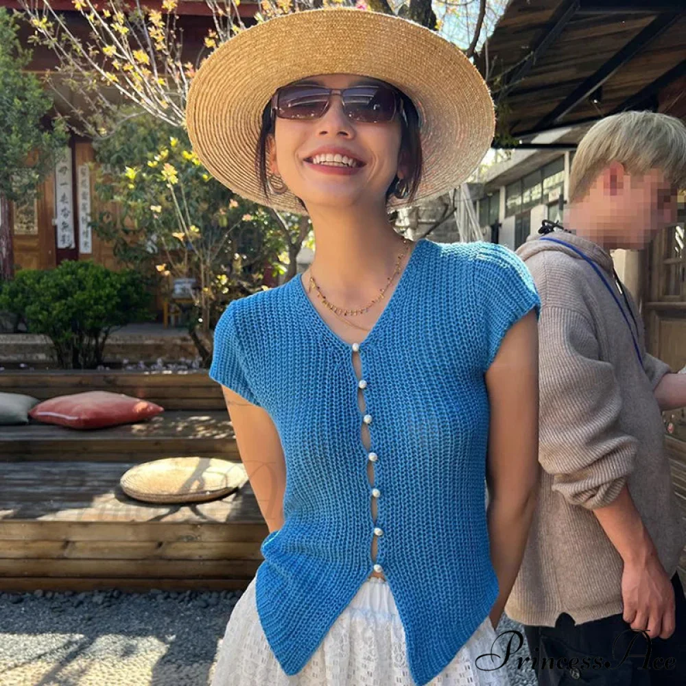 Textured Button Knit Crop Top - Image 3