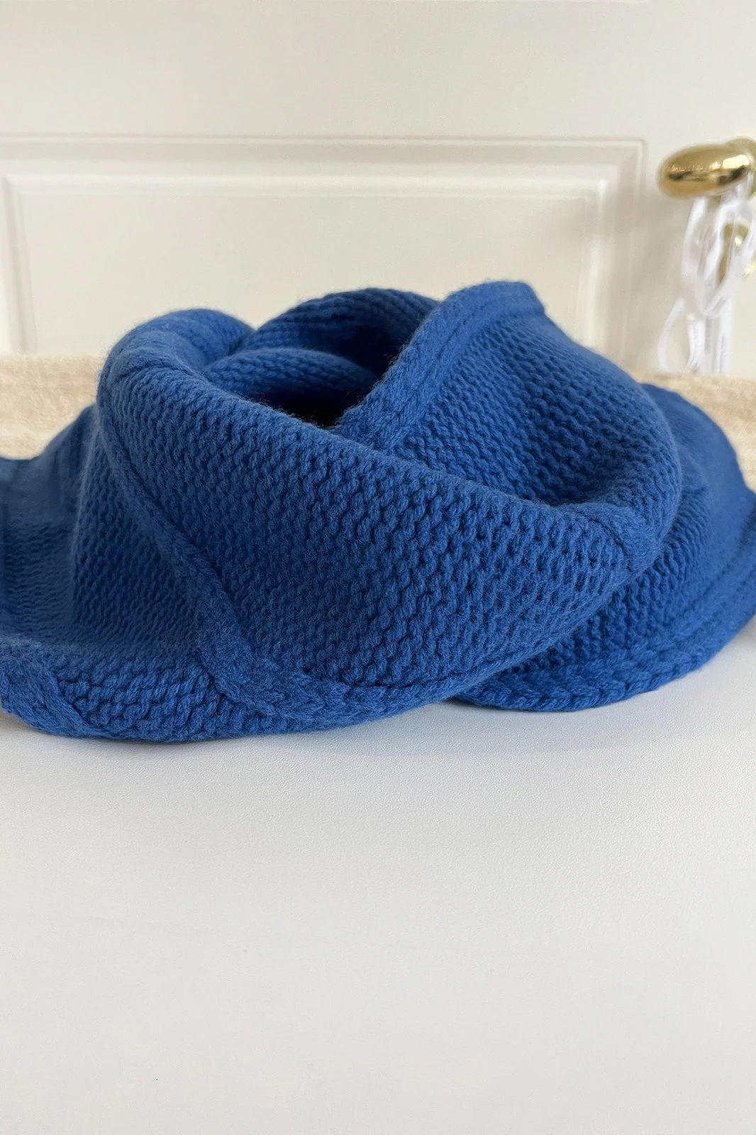 100% Wool Buttoned Convertible Scarf - Image 6