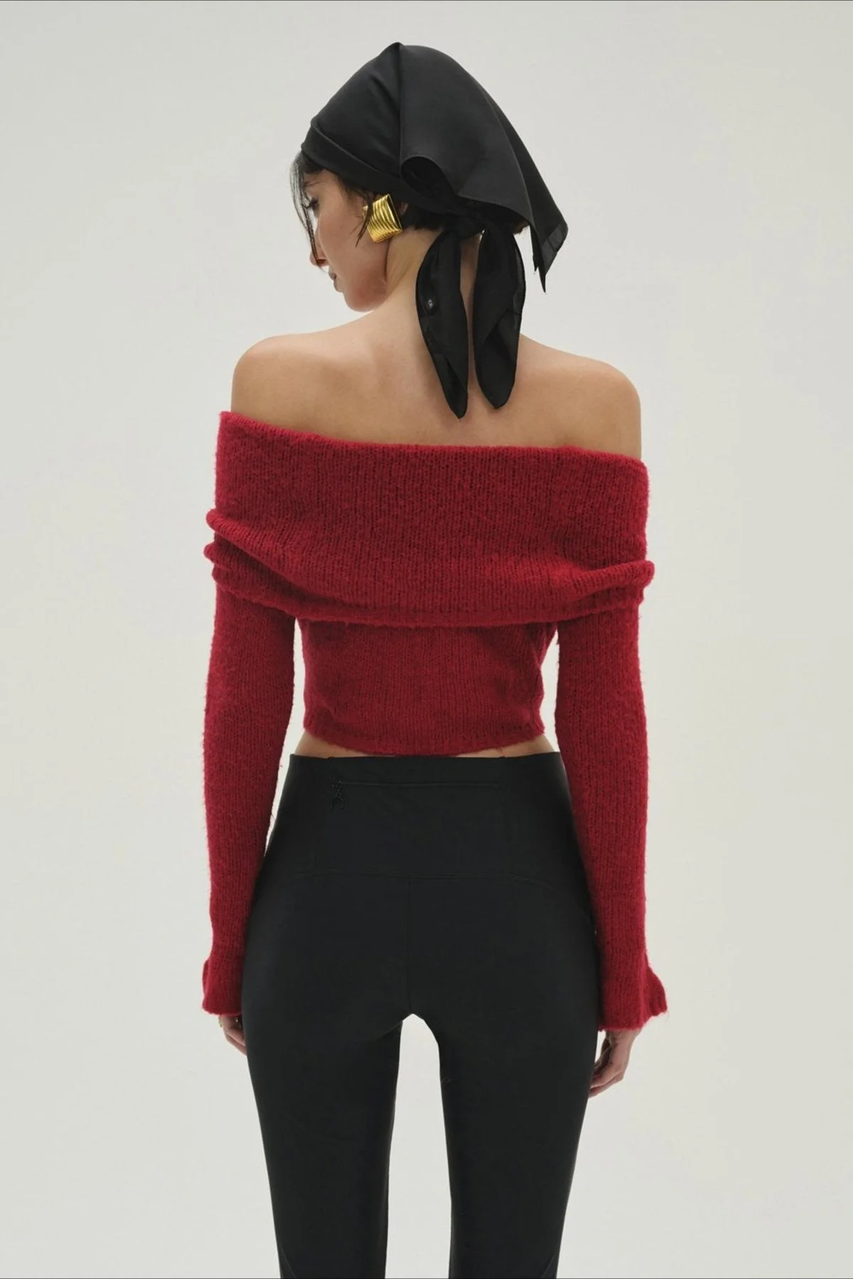 3D Floral Off-Shoulder Fitted Knitted Long Sleeve Tee - Image 3