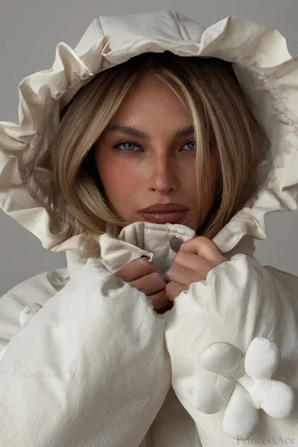 3D Floral Ruffled Hood Cropped Padded Coat - Image 2