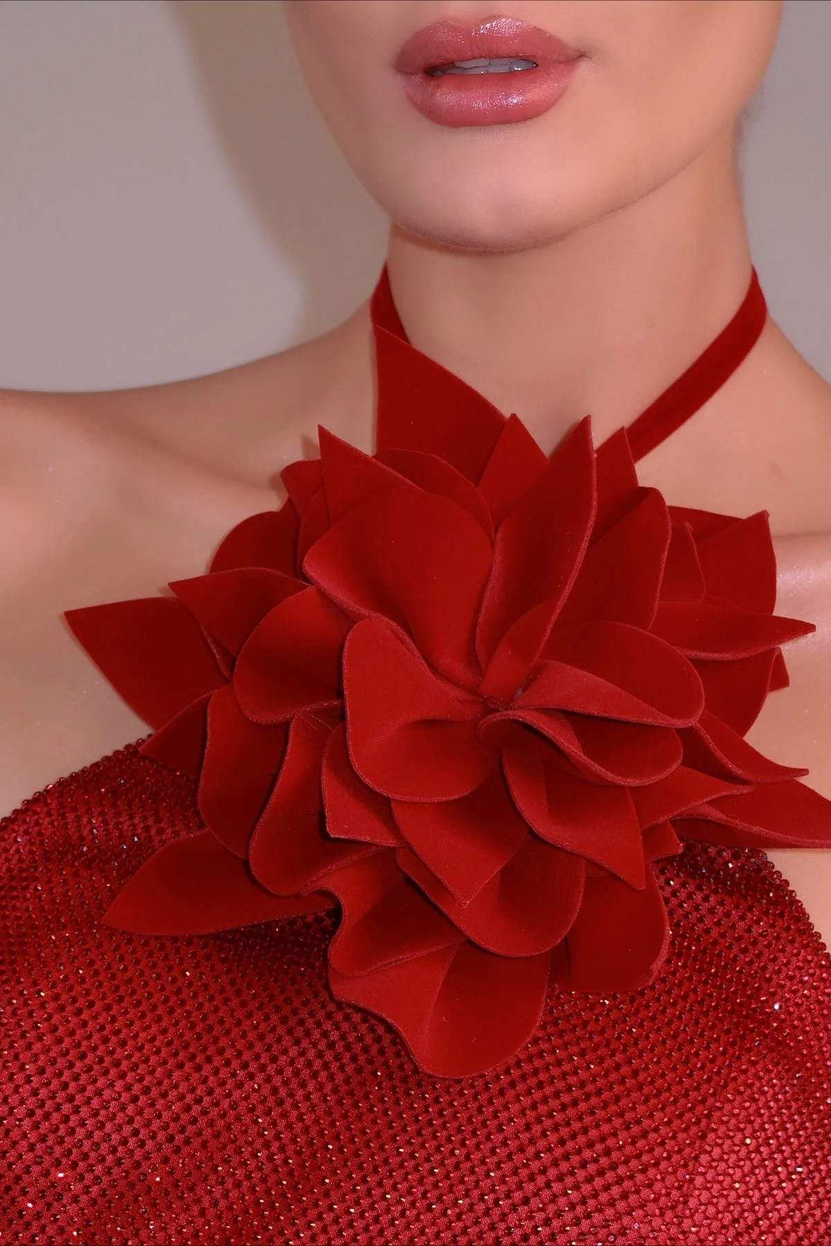 3D Flower Halter Fitted Waist Rhinestone Party Dress - Image 3