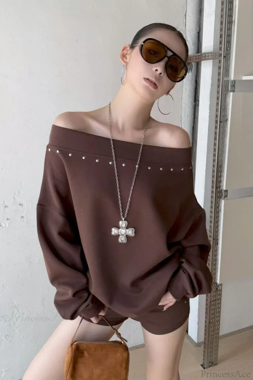 Asym Off-Shoulder Rivet Loose Sweatshirt - Image 2